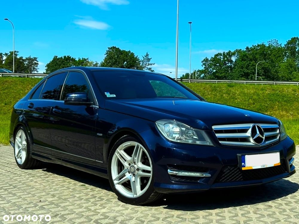 Mercedes-Benz Klasa C 200 CGI Automatik BlueEFFICIENCY Avantgarde - 3