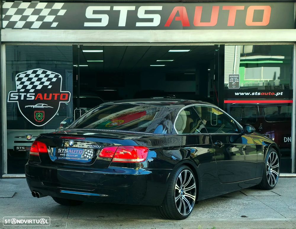 BMW 330 i Auto - 4