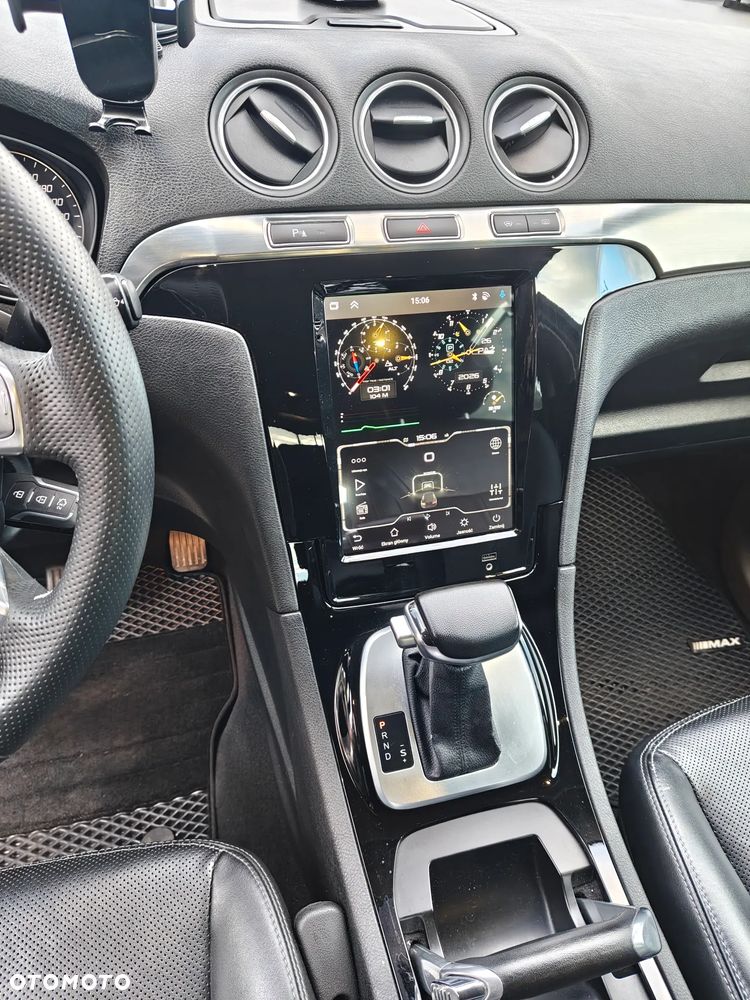 Ford S-Max - 10