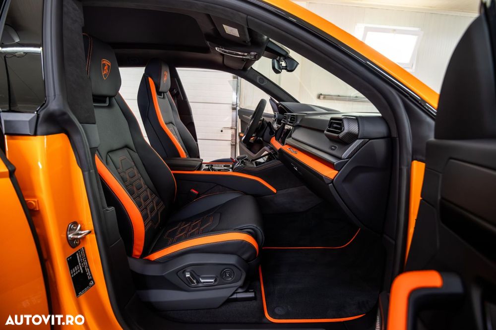Lamborghini URUS - 19