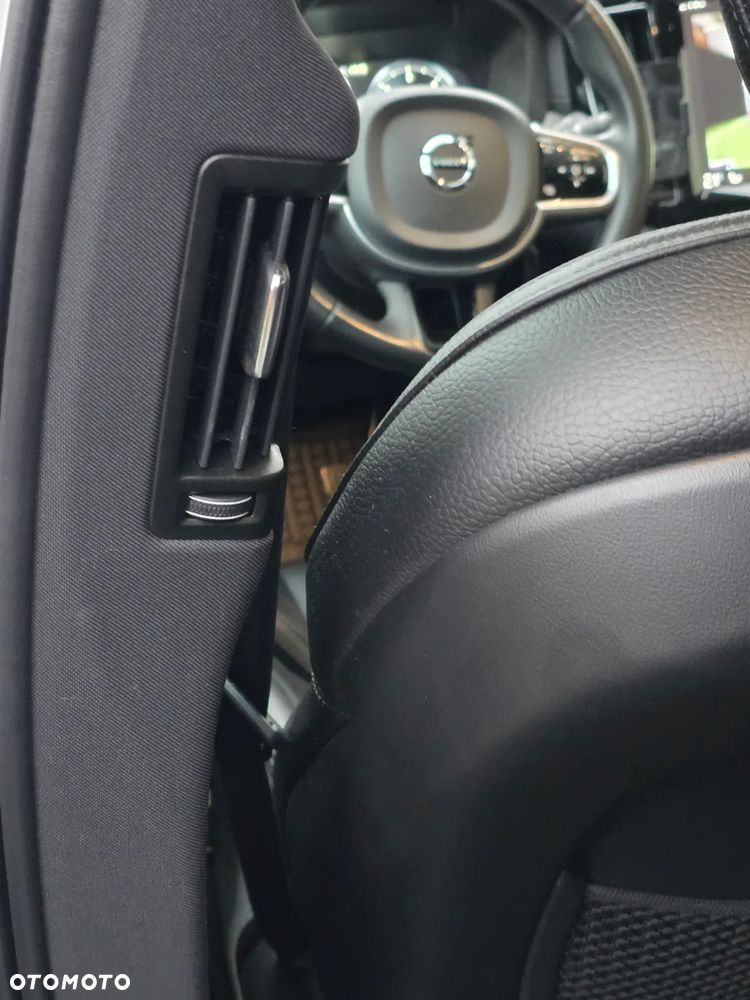 Volvo XC 60 D5 AWD Inscription - 12