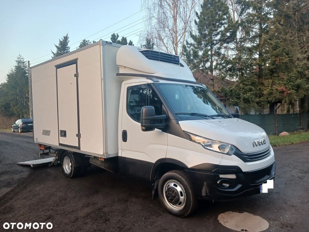 Iveco Daily 35C14 2.3 140 KM 2018r SALON Izoterma Chłodnia Mroźnia Agregat zasilanie zew. 250 tyś km - 10