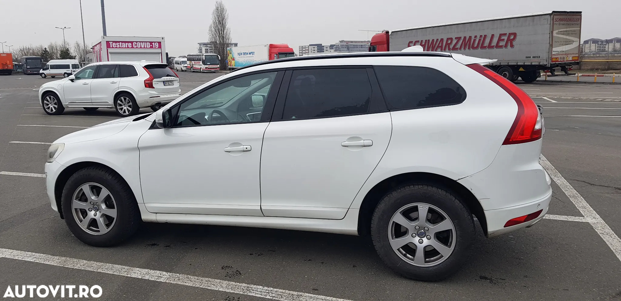 Volvo XC 60 D5AWD Kinetic - 5