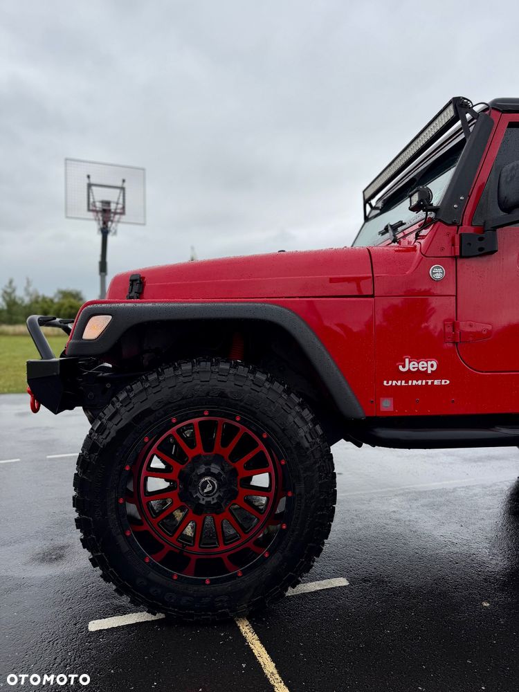 Jeep Wrangler - 7