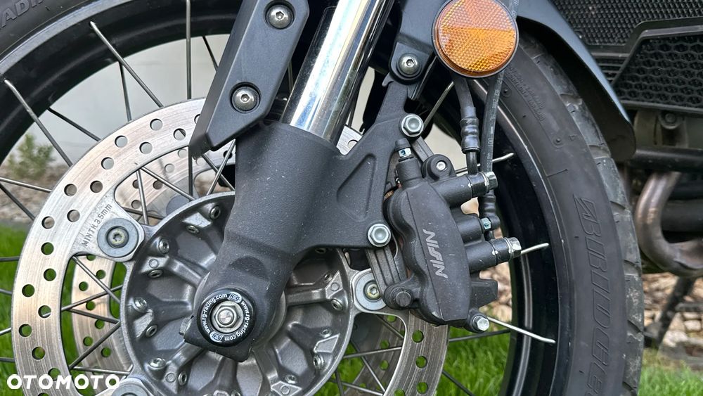 Honda VFR - 29
