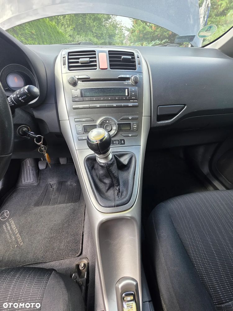 Toyota Auris 2.0 D-4D Luna - 12