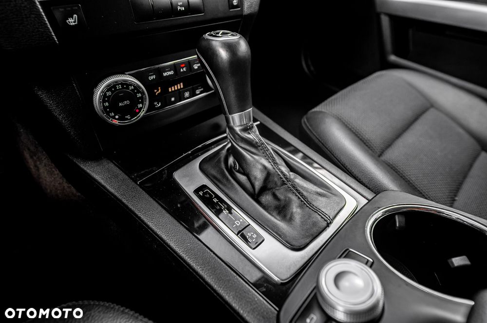 Mercedes-Benz GLK 250 CDI DPF 4Matic BlueEFFICIENCY 7G-TRONIC SPORT EDITION - 33