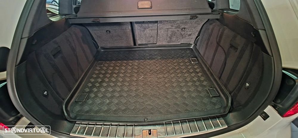 Porsche Cayenne Diesel Tiptronic S - 26