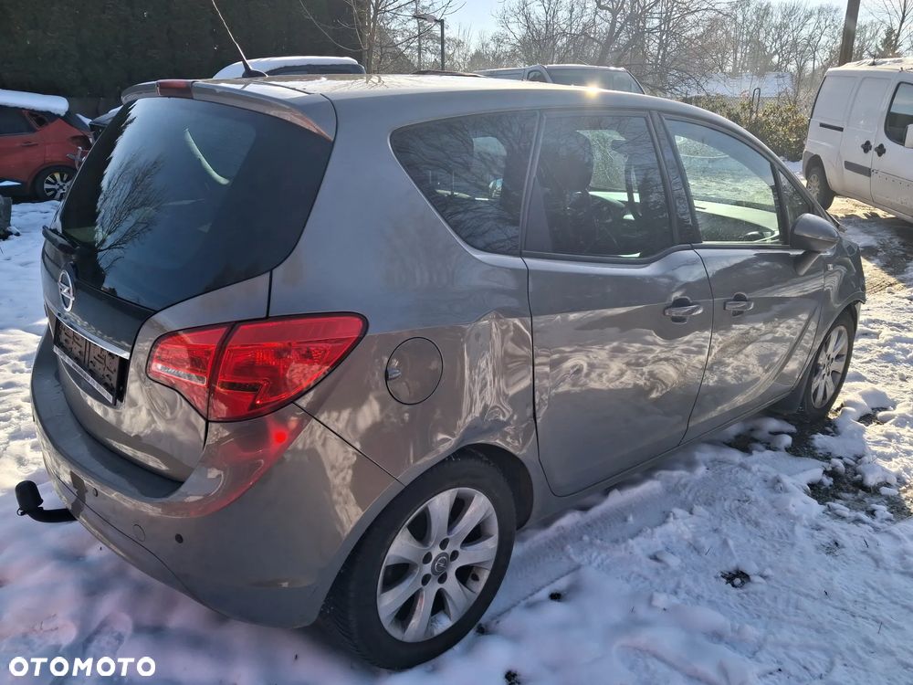 Opel Meriva - 9