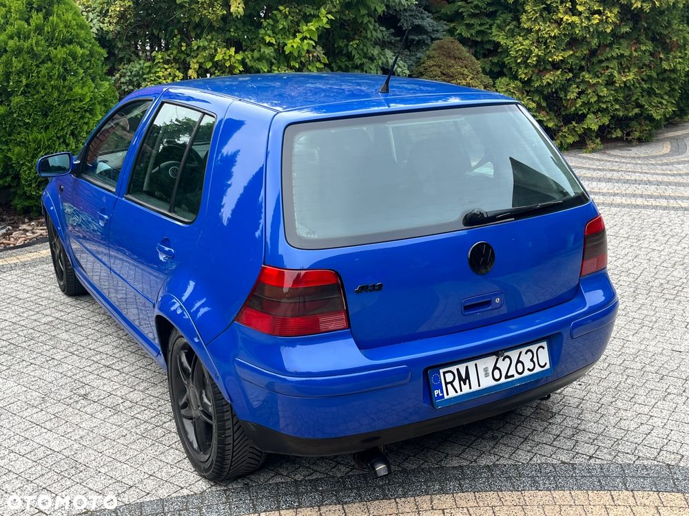 Volkswagen Golf - 23