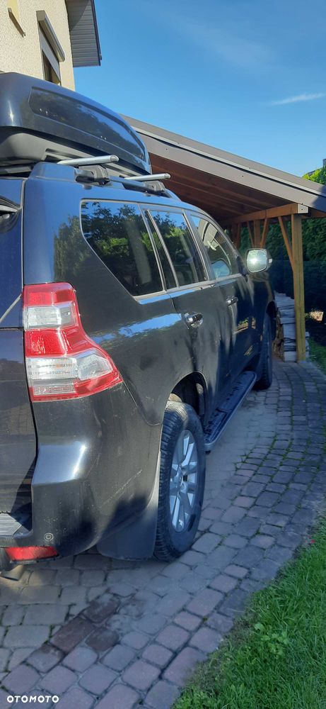 Toyota Land Cruiser - 3