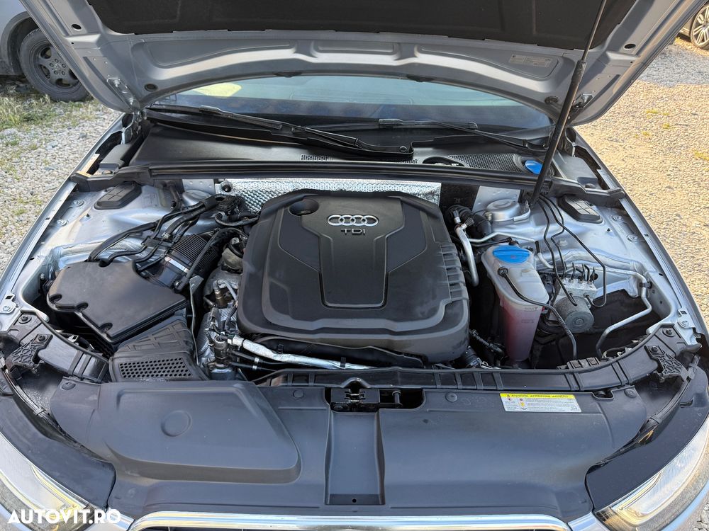 Audi A4 Avant 2.0 TDI DPF clean diesel multitronic Attraction - 35