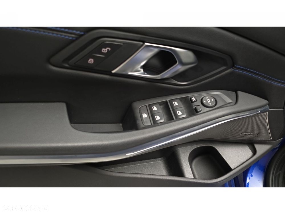 BMW Seria 3 320d xDrive mHEV M Sport sport - 29