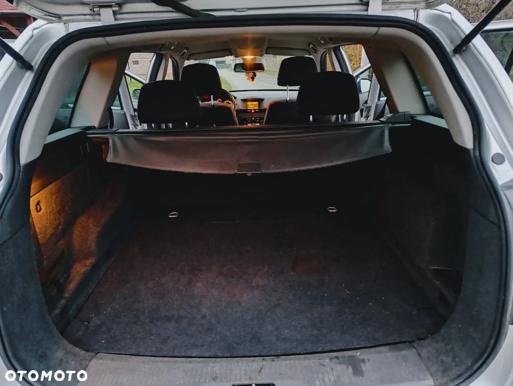 Opel Astra III 1.7 CDTI - 10