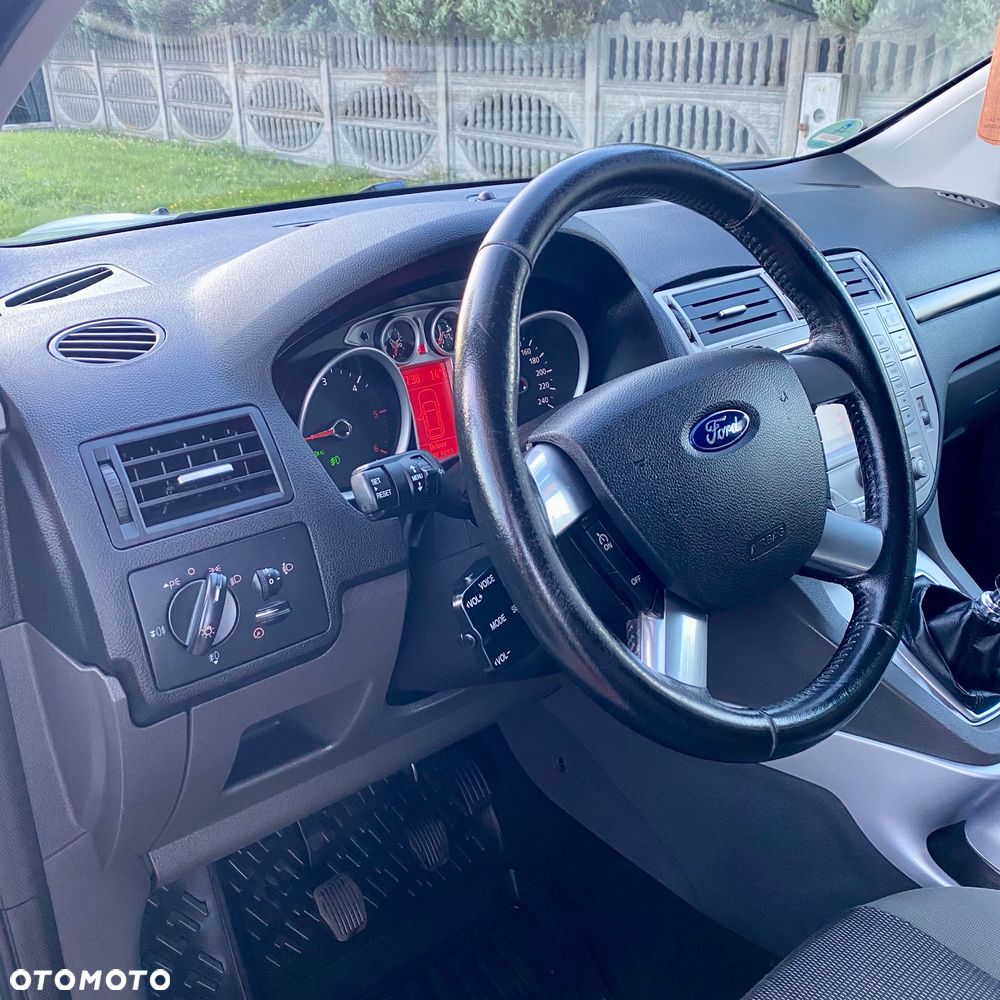 Ford Kuga 2.0 TDCi 2x4 Champions Edition - 22