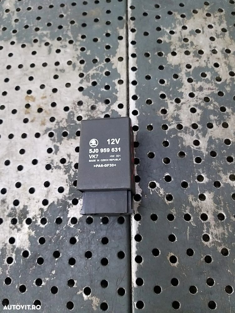 Releu bujii skoda roomster 5j0959631 - 1