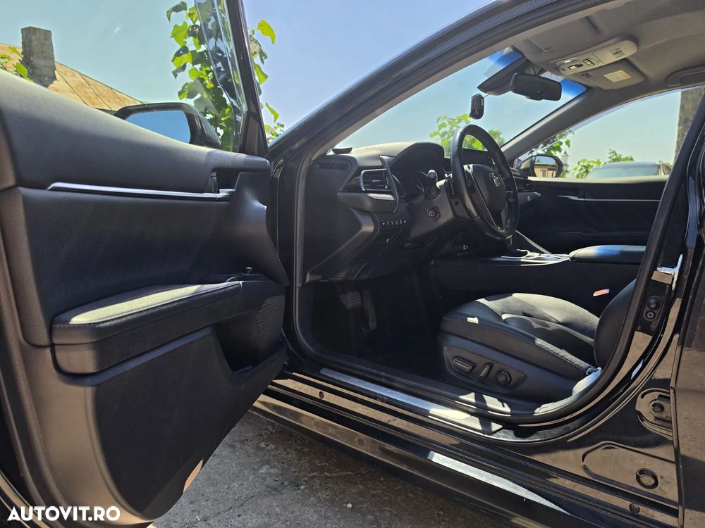 Toyota Camry 2.5 Exclusive - 14