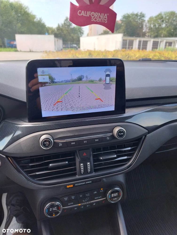 Ford Focus 2.0 EcoBlue ST-Line - 38