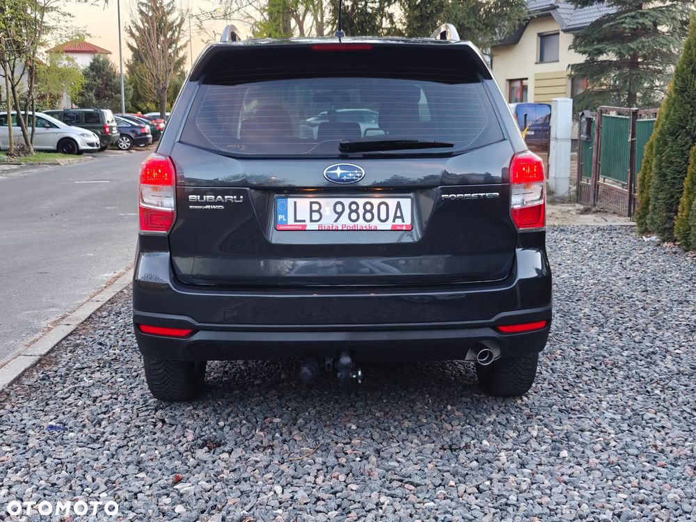 Subaru Forester 2.0i Comfort Lineartronic - 23