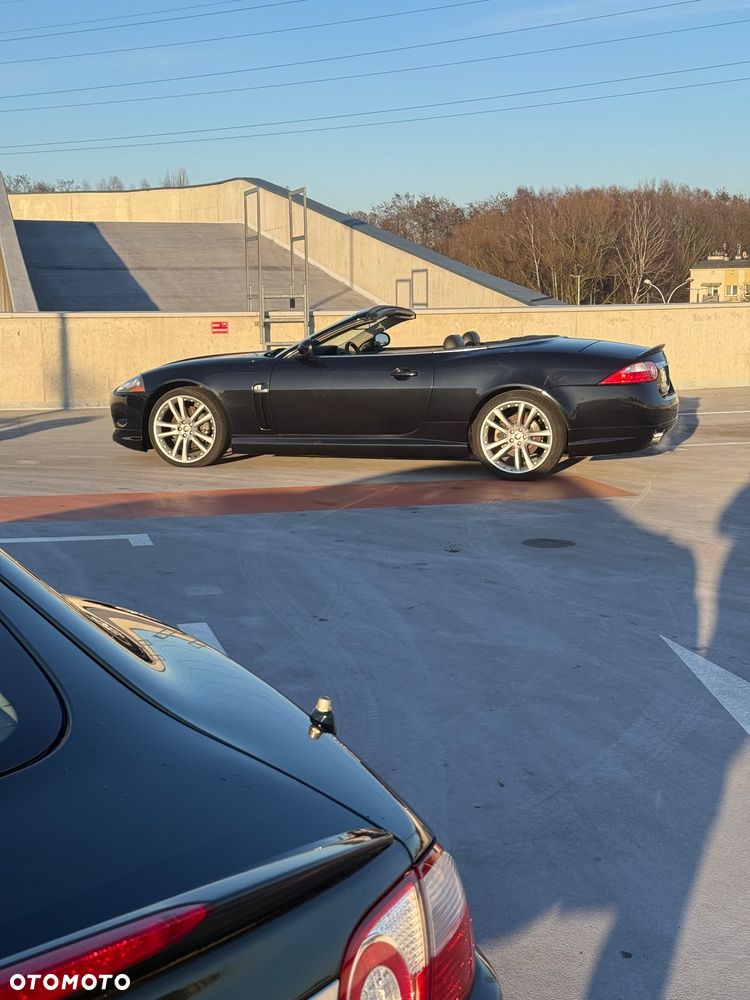 Jaguar XK - 6