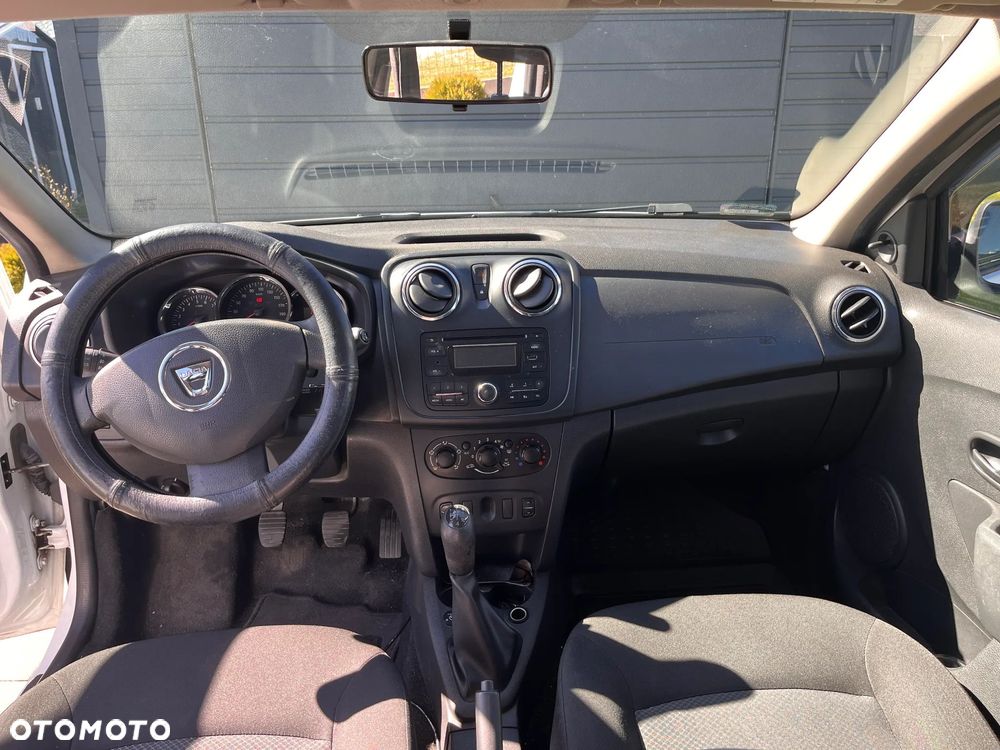 Dacia Logan 0.9 TCE Laureate S&S EU6 - 9