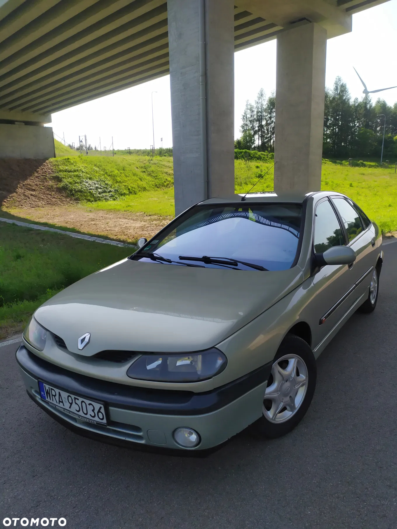 Renault Laguna 1.6 Concorde - 2