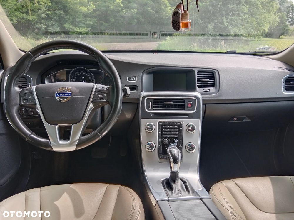 Volvo S60 T5 Geartronic Kinetic - 11