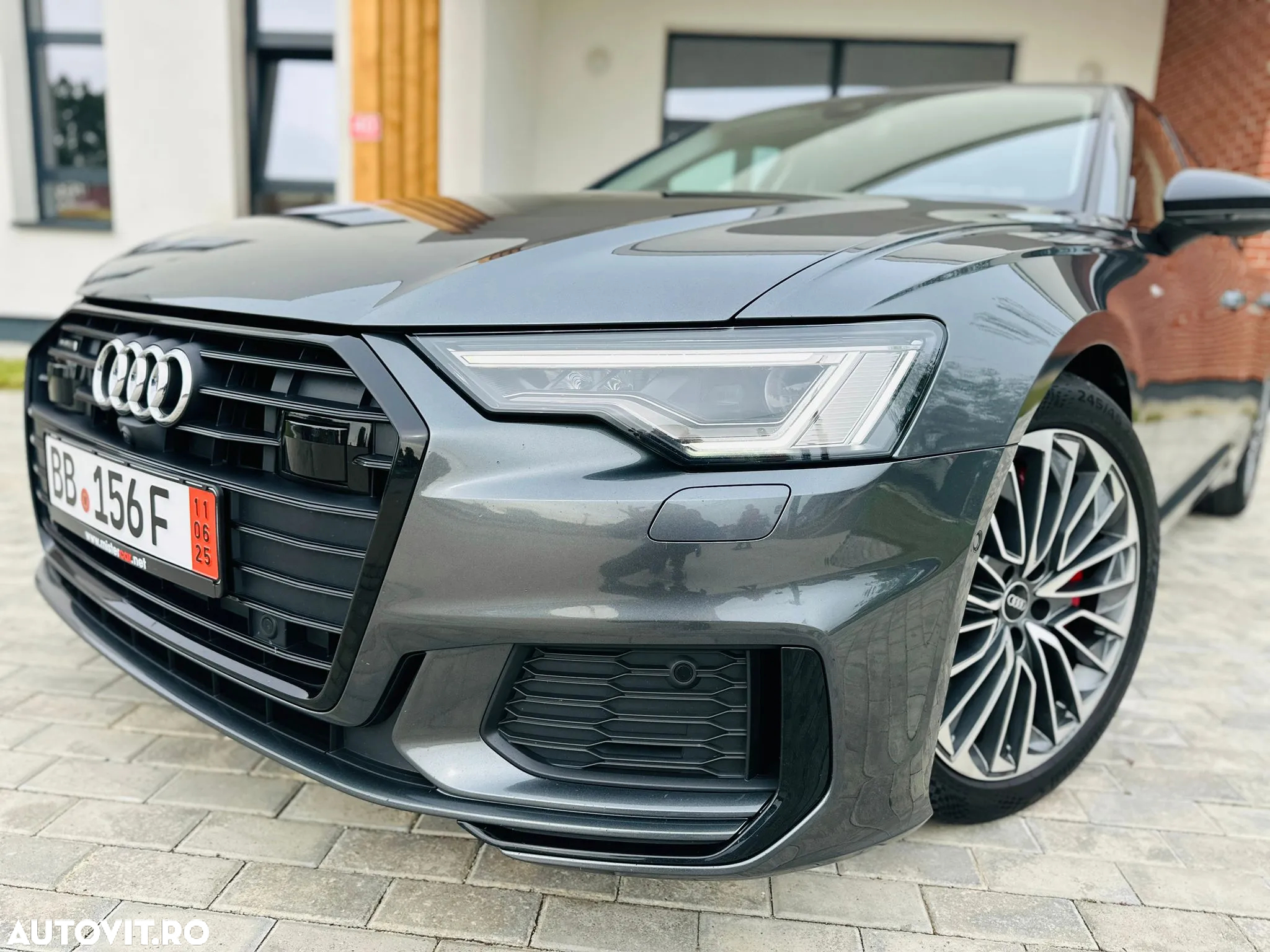 Audi A6 Avant 55 TFSI e quattro S tronic sport - 5
