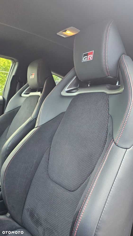 Toyota GR Yaris - 13