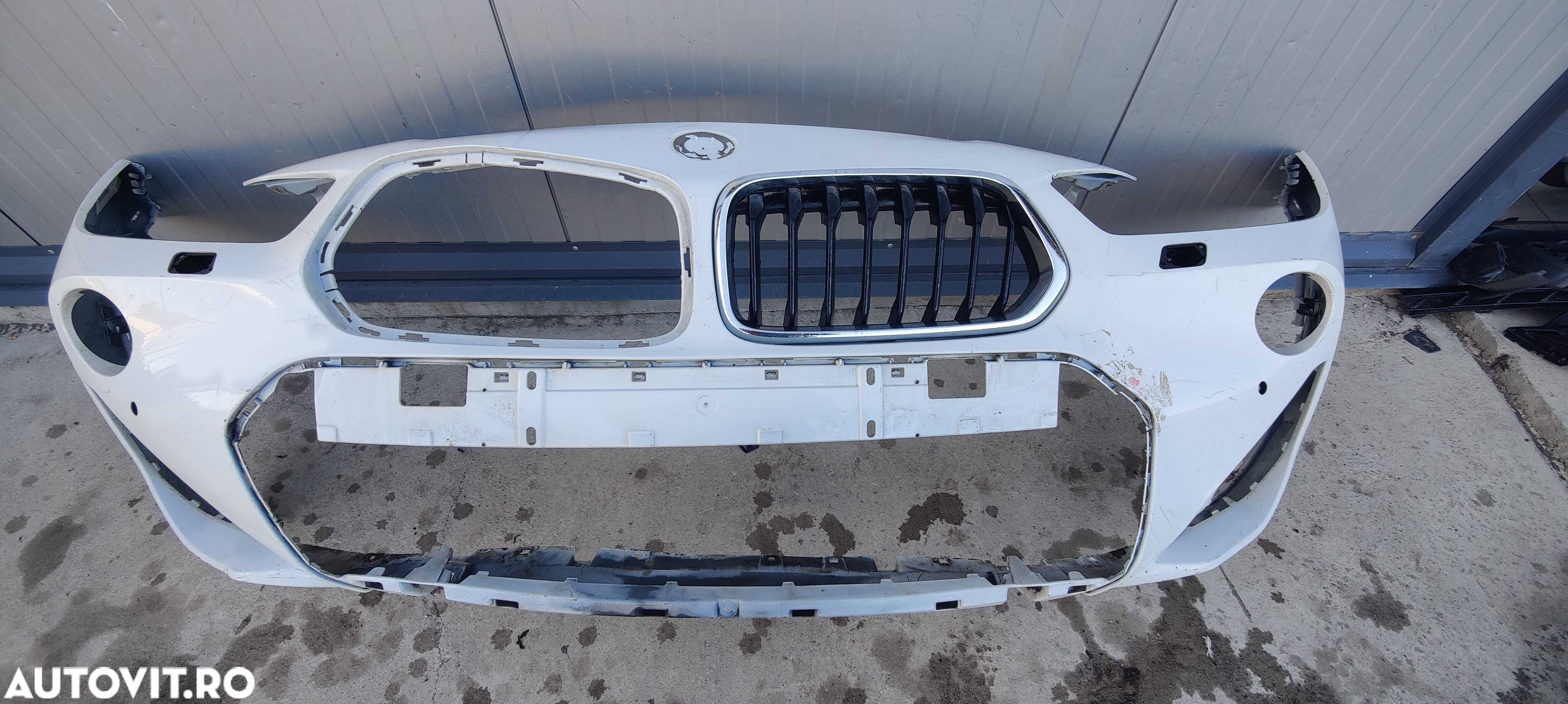 bara fata bmw x2 - 1