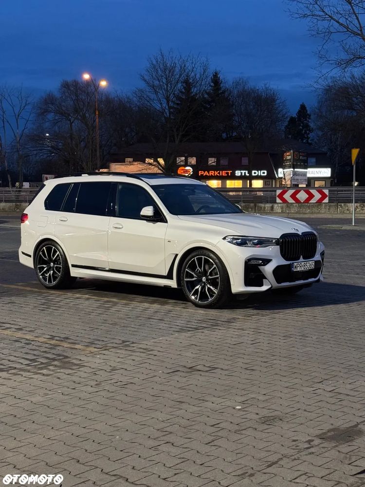 BMW X7 - 1
