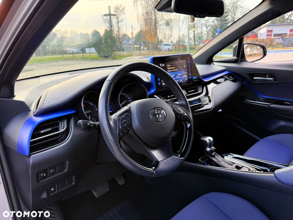 Toyota C-HR Business-Edition - 5