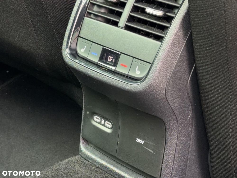 Skoda Octavia 2.0 TDI Sportline DSG - 14