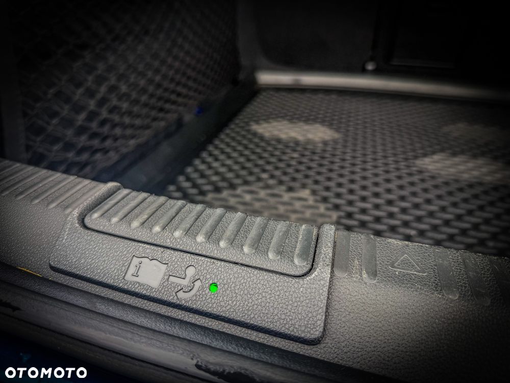 Skoda Superb 2.0 TSI Sportline DSG - 18