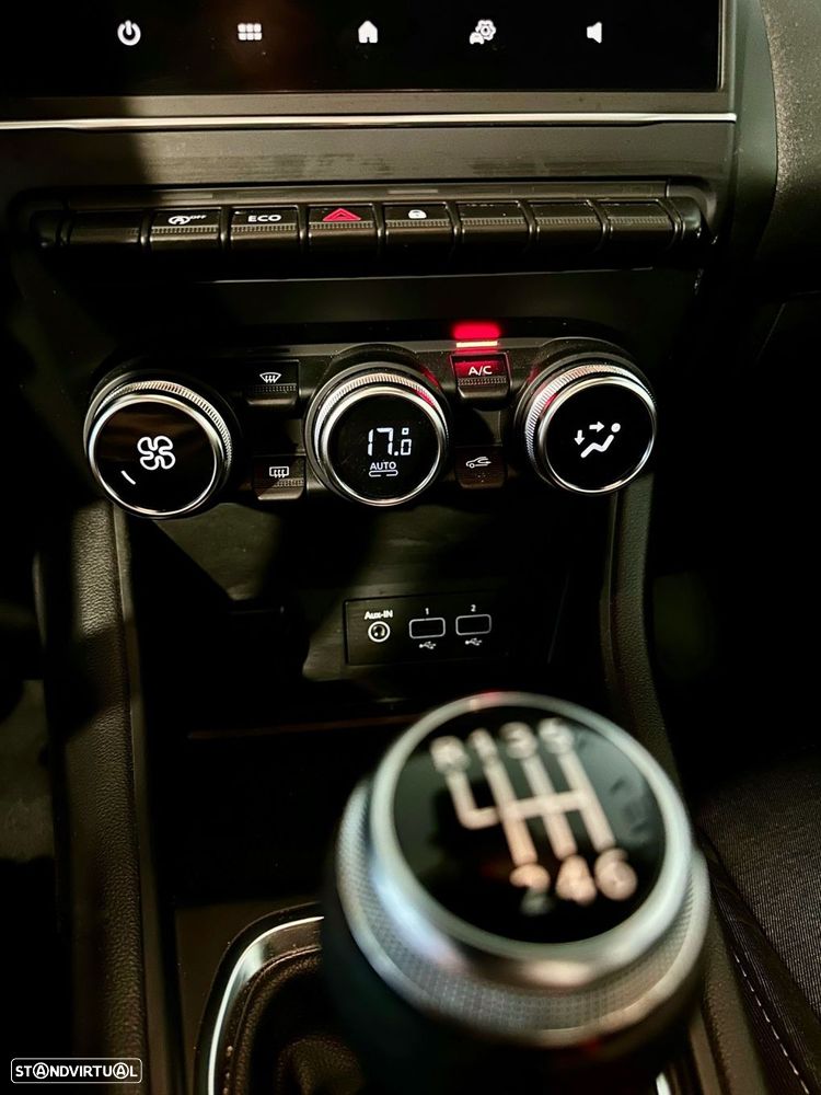 Renault Captur 1.0 TCe Equilibre - 24