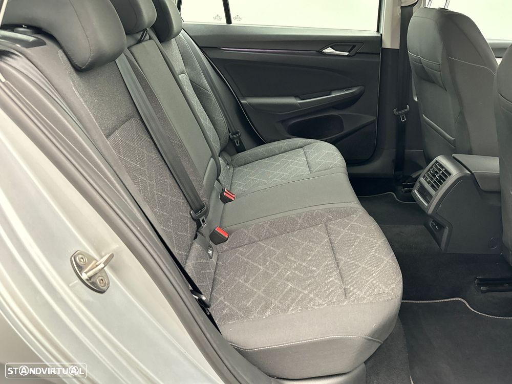 VW Golf 1.0 TSI BlueMotion Trendline - 9