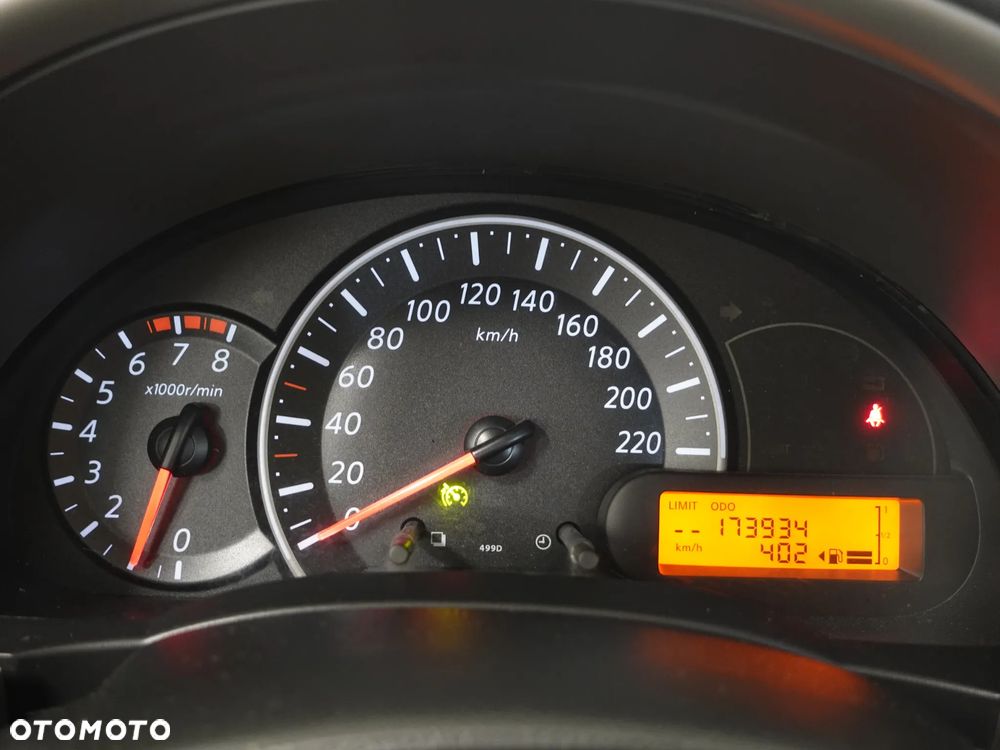Nissan Micra - 35