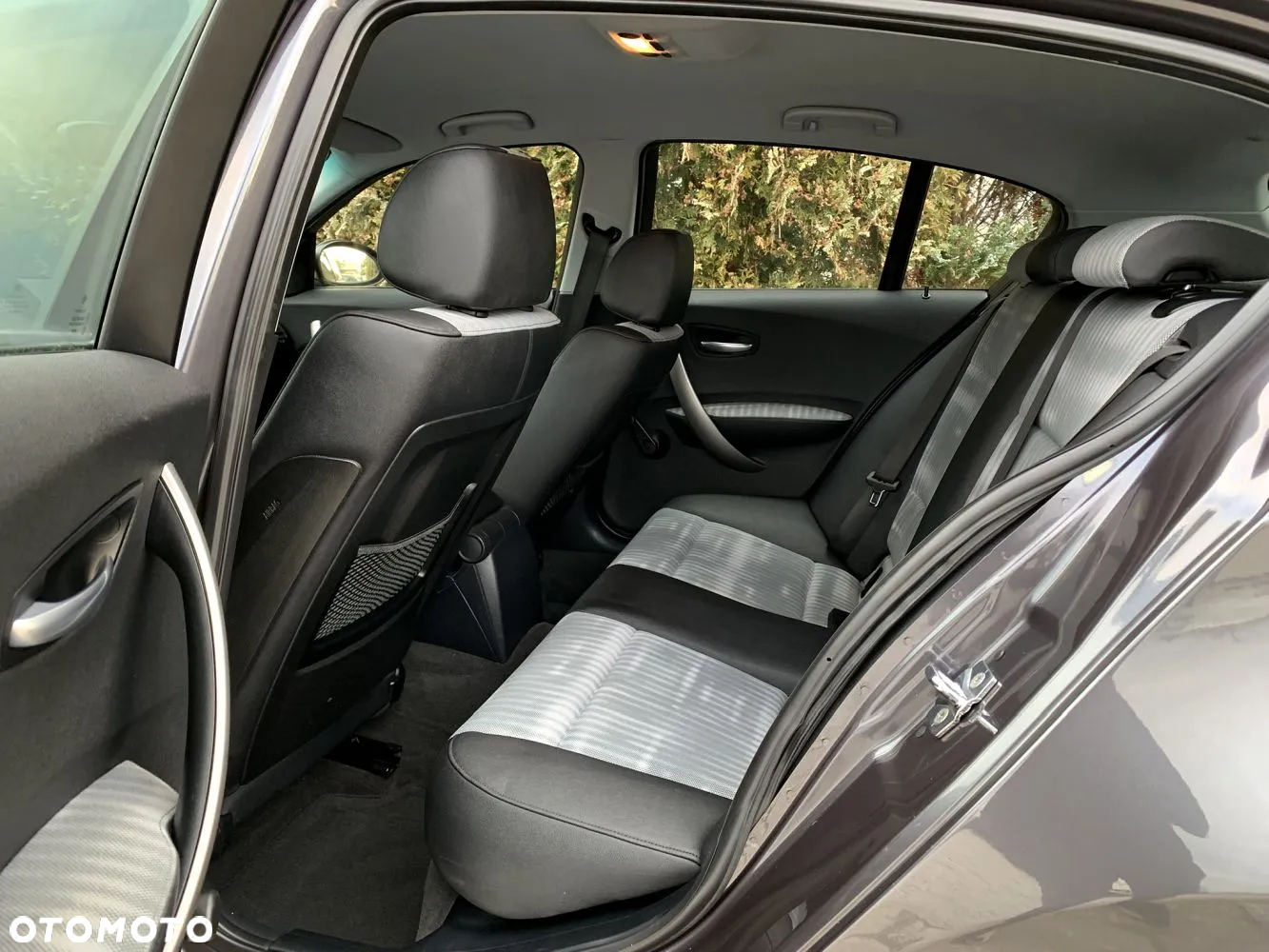 BMW Seria 1 116i - 36