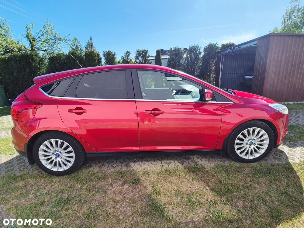 Ford Focus 1.0 EcoBoost Titanium - 25