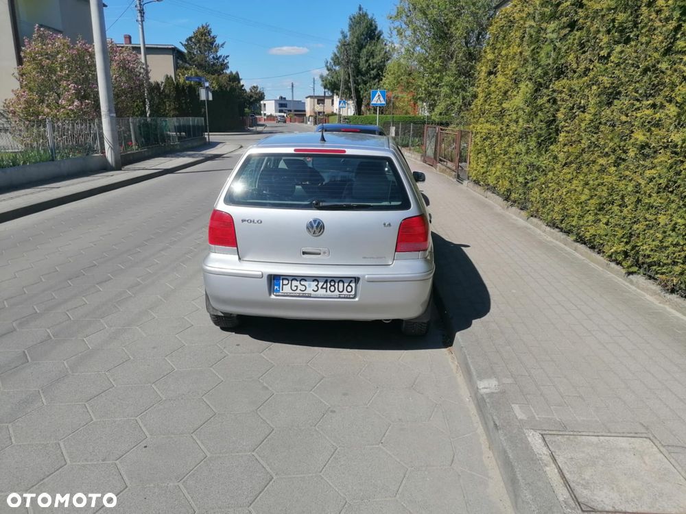 Volkswagen Polo 1.4 16V Comfortline - 6