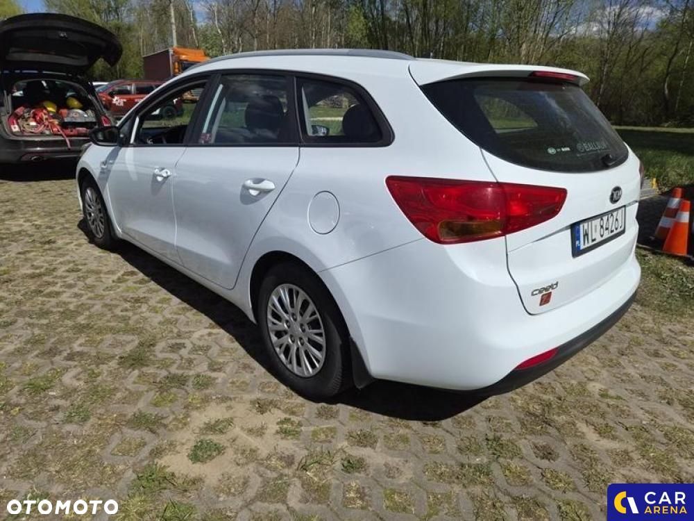 Kia Ceed - 5