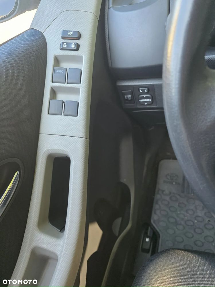 Toyota Yaris 1.33 Luna - 9