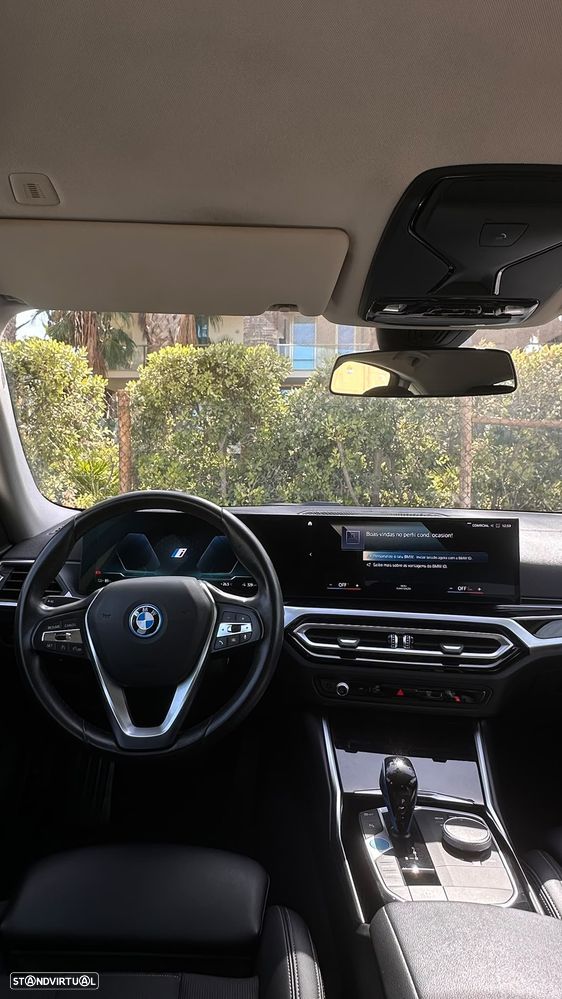 BMW i4 eDrive40 - 18