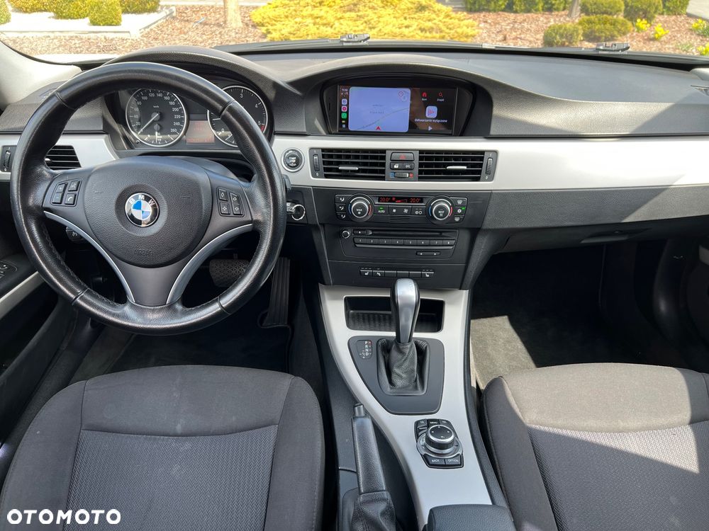 BMW Seria 3 320d DPF - 8