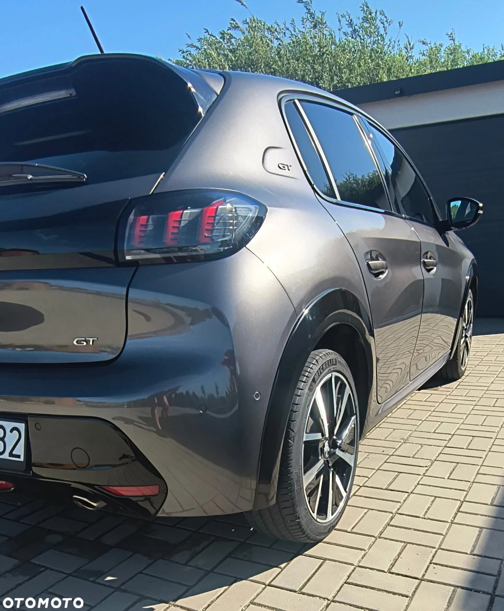 Peugeot 208 PureTech 100 EAT8 GT - 7