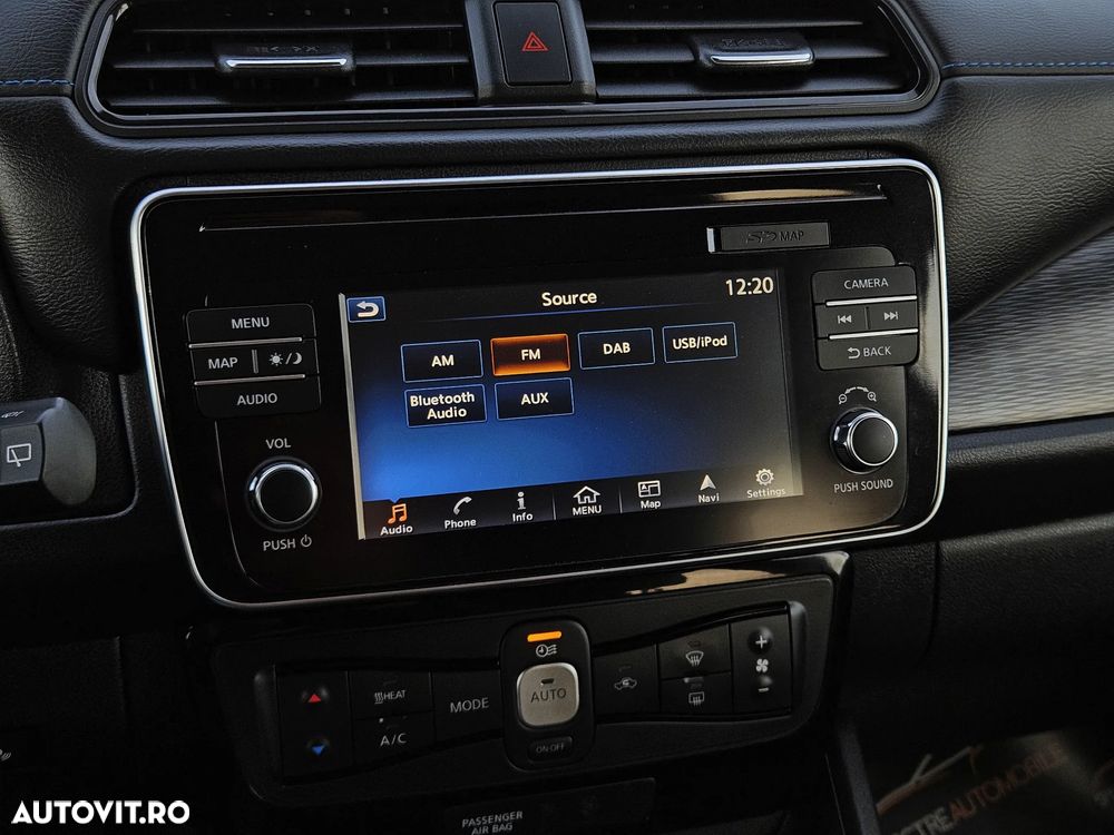 Nissan LEAF 40 kWh Tekna - 28