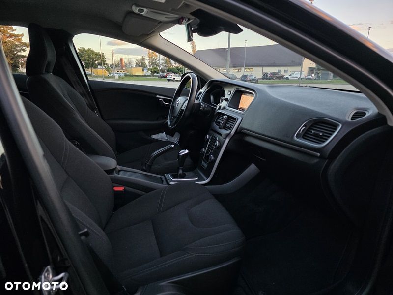 Volvo V40 D2 Drive-E Base - 9