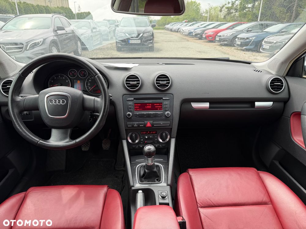 Audi A3 Sportback 1.6 S line Sportpaket plus - 25