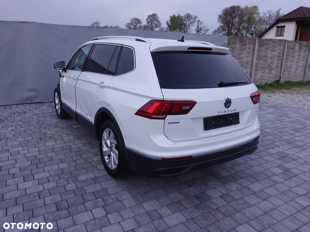 Volkswagen Tiguan - 2