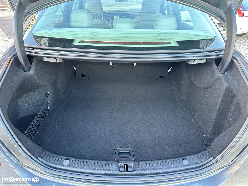 Mercedes-Benz E 200 d 9G-TRONIC Exclusive - 19